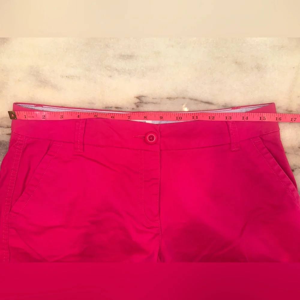 EUC Crown‎ & Ivy Size 6 Women's Pink Rollup Shorts